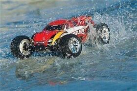 Traxxas Rustler 1/10 Truggy 2WD brushed / brushless 2S...