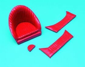 AMATI Standmodell Arno XI Racer Baukasten mit Fertigrumpf / 25038