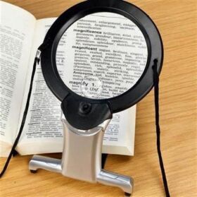 Krick LIGHTCRAFT Tisch- und Umhänge Lupe mit Beleuchtung / 492274