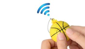 Amewi Mini Telecar im Ball als Schlüsselanhänger / 21081