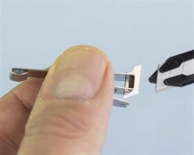 Krick Messer schmal mit 10 Abbrechklingen 9 mm / 492405