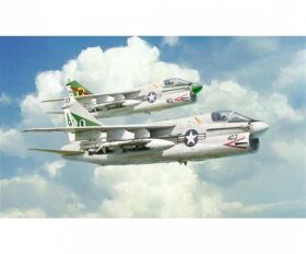 ITALERI 1:72 A-7E Corsair II / 510001411