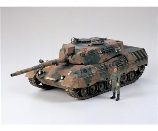 TAMIYA 1:35 BW KPz Leopard 1A4 (1) / 300035112