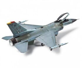 TAMIYA 1:72 US F-16CJ Fighting Falcon / 300060786
