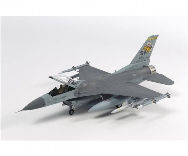 TAMIYA 1:72 F-16CJ Fighting Falcon m.Zurüsttei. / 300060788