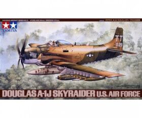 TAMIYA 1:48 Douglas A-1J Skyrider USAF / 300061073