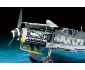 TAMIYA 1:48 Dt. Bf109 G-6 Messerschmitt / 300061117