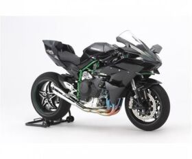 TAMIYA 1:12 Kawasaki NINJA H2R / 300014131