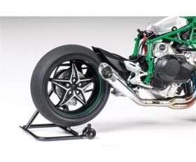 TAMIYA 1:12 Kawasaki NINJA H2R / 300014131