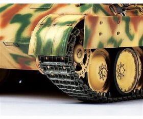 TAMIYA 1:35 Dt. PzKpfw. Panther Ausf. D / 300035345