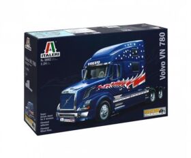 ITALERI 1:24 Volvo VN 780 Zugmaschine (3Achs) / 510003892
