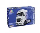 ITALERI 1:24 M-B Actros MP4 Show GigaSpace / 510003935