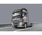 ITALERI 1:24 Volvo FH4 Globetrotter XL / 510003940