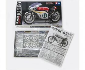 TAMIYA 1:12 Honda RC166 GP Racer 1960 / 300014113
