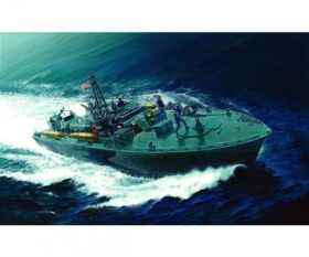 ITALERI 1:35 Elco 80 Torpedo Boat PRM Edition / 510005602