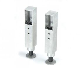 CARSON 1:14 E-Stützen (2)Carson Trailer o.Motor /...