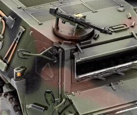 Revell Plastikmodellbausatz Transportpanzer 1 Fuchs A4 /...