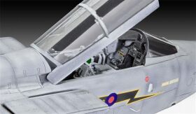 Revell Plastikmodellbausatz Jet Tornado F.3 ADV / 03925