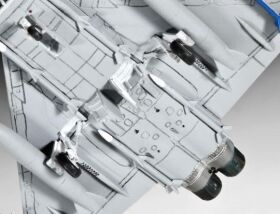 Revell Modellbausatz Eurofighter Typhoon (single seater)...