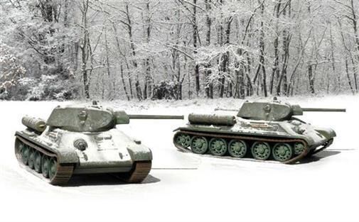 ITALERI Panzer 1:72 T 34 / 76 m42 / 510107523