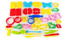 Amewi Formen-Set mit Ausstechern und Werkzeug / 301022