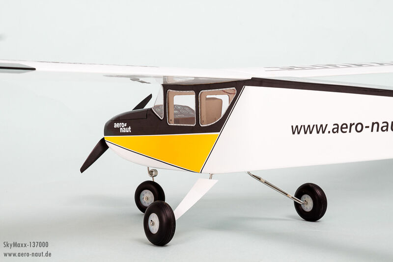 Aero Naut SkyMAXX Trainermodell RC Modell Bausatz / 137000