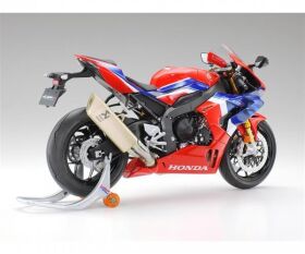 TAMIYA 1:12 Honda CBR 1000-RR-R Fireblade SP / 300014138