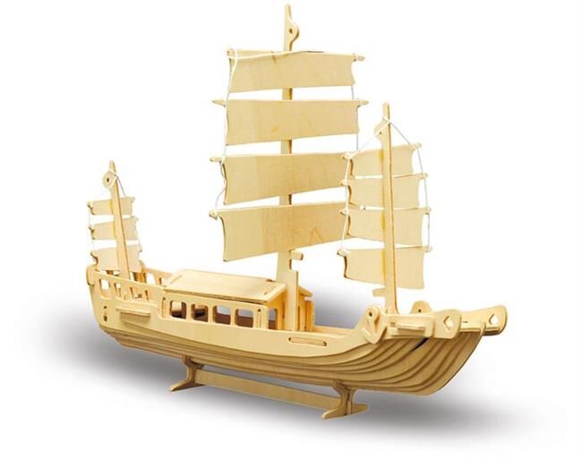 Donau Elektronik Holzbausatz Dschunke / M877