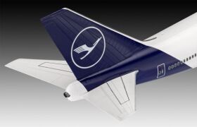 Revell Modellbausatz Boeing 747-8 "Lufthansa" New Livery / 03891
