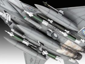 Revell Modellbausatz F-15E Strike Eagle / 03841