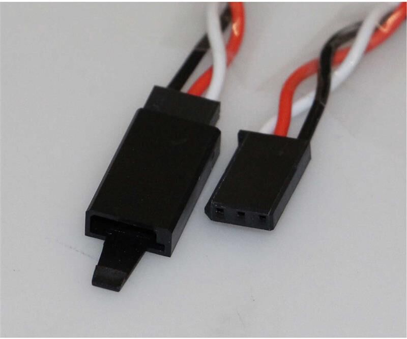 Robbe Modellsport Verlängerungskabel Futaba verdrillt 300mm 22AWG/0,32MM² mit Steckersicherung 1Stk. / 46113