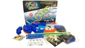 AMEWI RC Magic Traxx Glow  113-teilig mit zwei Rennfahrzeugen / 100674