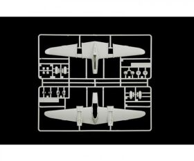 ITALERI 1:72 US P-38J Lightning / 510001446