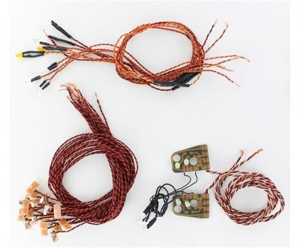 CARSON 1:14 Positionsleuchten-Set FH16 Abschl. / 500907631