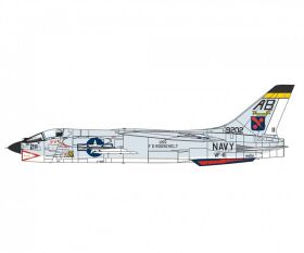 ITALERI 1:72 F-8E Crusader / 510001456