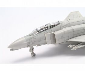 TAMIYA Plastikmodell Bausatz 1:48 F-4B Phantom II McDonnell Douglas / 300061121