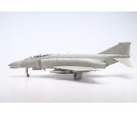TAMIYA Plastikmodell Bausatz 1:48 F-4B Phantom II McDonnell Douglas / 300061121