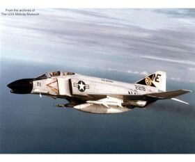 TAMIYA Plastikmodell Bausatz 1:48 F-4B Phantom II...