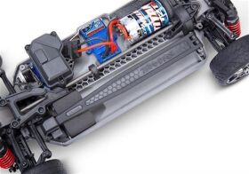 TRAXXAS 4Tec 3.0 Corvette C8 RTR ohne Akku/Lader / TRX93054-4