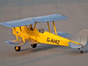 VQ Model Tiger Moth (gelb-silber) / 1400 mm / 15483