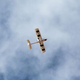 Hobbyzone Einsteiger Flugmodell AeroScout S 2 1.1m RTF Basic (ohne Akku / Lader) / HBZ380001