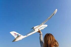 Arrows RC Prodigy 1400mm RTF incl. Vector Flugstabilisierungssystem / AS-AH022RV