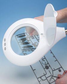 LIGHTCRAFT Lupenlampe Ø125 mm mit Bodenstativ /...