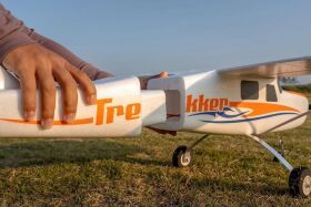 Arrows RC Flugmodell Trekker 1200mm PNP / RTF