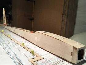 Robbe Modellsport Slider Q / QE High Performance 4-Klappen Elektroflugmodell, Sperrholz/Balsa-Holzbausatz