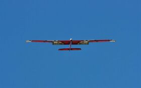 Robbe Modellsport Slider Q / QE High Performance 4-Klappen Elektroflugmodell, Sperrholz/Balsa-Holzbausatz