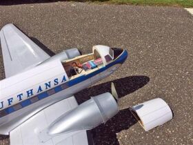 VQ Model Douglas DC-3 Dakota / weiß-blau / 1800mm