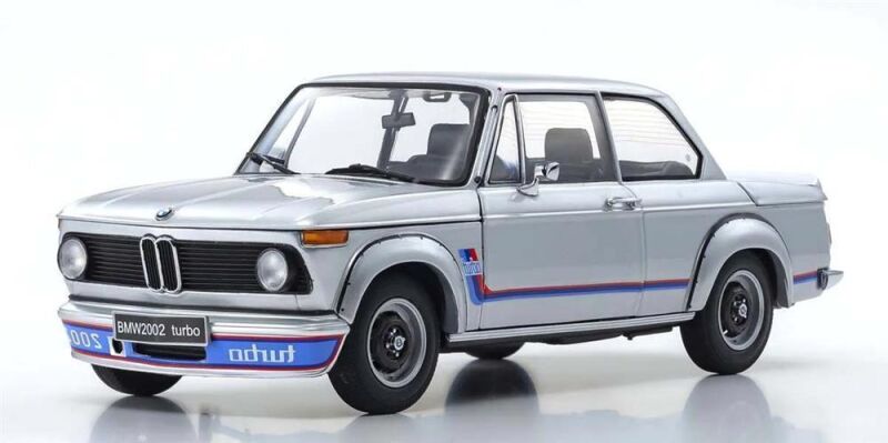 Kyosho 1:18 BMW 2002 Turbo 1974 Silver / KS08544S