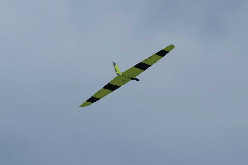 Robbe Modellsport VAYU Nurflügel Modell Holzbausatz in innovativer Sperrholzbauweise / 2695