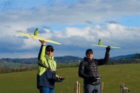 Robbe Modellsport VAYU Nurflügel Modell Holzbausatz in innovativer Sperrholzbauweise / 2695